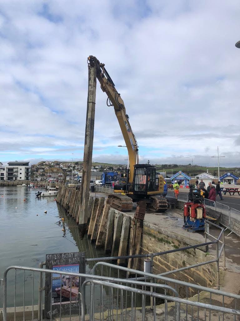 SHEET PILING CONTRACTORS Lyme Regis, Dorset